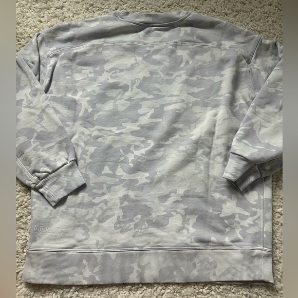 Lululemon Perfectly Oversized Crew Incognito Camo Alpine White Multi - Picture 4 of 5